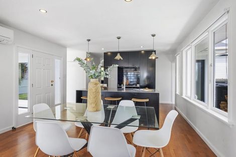 Photo of property in 141 Packe Street, Edgeware, Christchurch, 8013