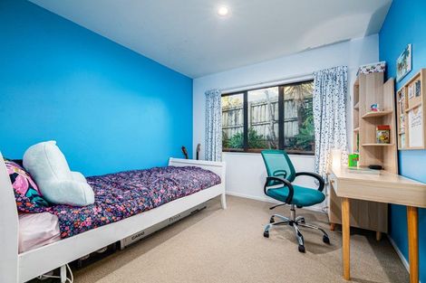 Photo of property in 44 Roy Maloney Drive, Henderson, Auckland, 0612