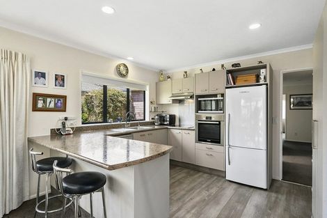 Photo of property in 26 Sunburst Court, Paraparaumu Beach, Paraparaumu, 5032