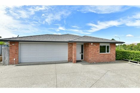 Photo of property in 8 Bayview Park Lane, Orewa, 0931