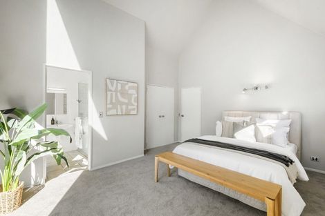 Photo of property in 2/68 Norwood Road, Bayswater, Auckland, 0622