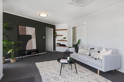 Photo of property in 56 Raumati Crescent, Onerahi, Whangarei, 0110