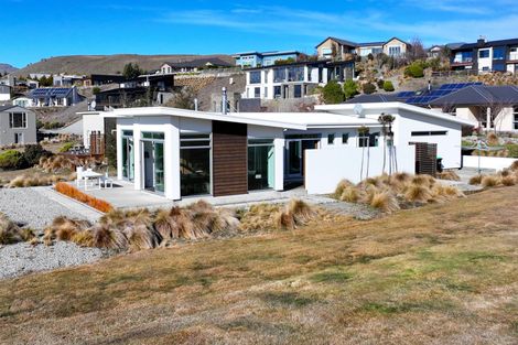 Photo of property in 12 Pollock Place, Lake Tekapo, 7999