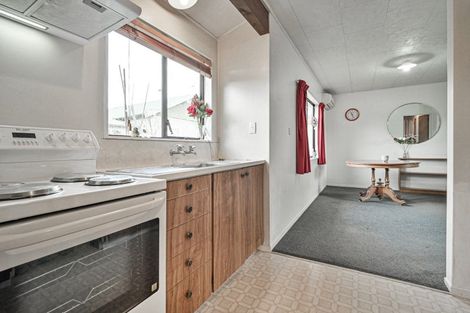 Photo of property in 2/806 Saint Aubyn Street East, Parkvale, Hastings, 4122