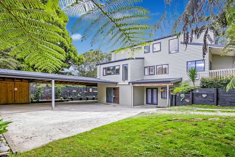 Photo of property in 97 Woodlands Park Road, Titirangi, Auckland, 0604