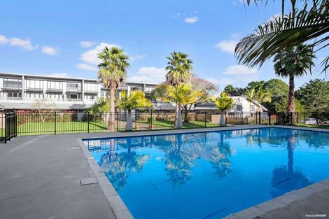 Photo of property in 14f/30 Westward Ho, Glen Eden, Auckland, 0602