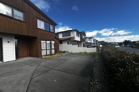 Photo of property in 42 Headland Drive, Long Bay, Auckland, 0630