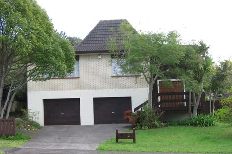 Photo of property in 100 Glenmore Road, Sunnyhills, Auckland, 2010