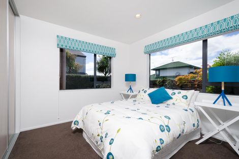 Photo of property in 14 Lesa Annis Place, Henderson, Auckland, 0612