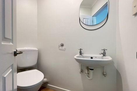 Photo of property in 5 Stoddart Lane, Cashmere, Christchurch, 8022