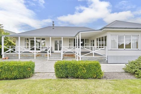 Photo of property in 560 Main North Road, Belfast, Christchurch, 8051