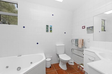 Photo of property in 106 Park Road, Belmont, Lower Hutt, 5010