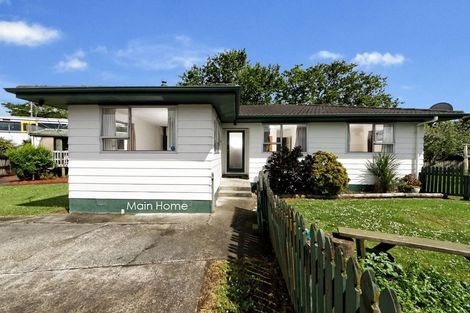 Photo of property in 20 Serwayne Place, Sunnyvale, Auckland, 0612