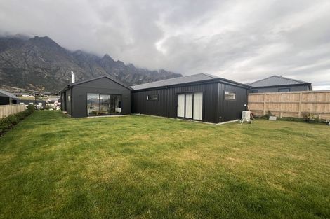 Photo of property in 38 Spur Ridge Rise, Jacks Point, 9371