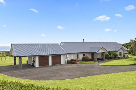 Photo of property in 337d Clarks Beach Road, Clarks Beach, Pukekohe, 2679