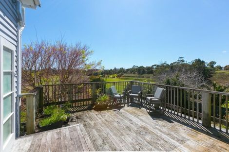 Photo of property in 233a Carrington Street, Vogeltown, New Plymouth, 4310