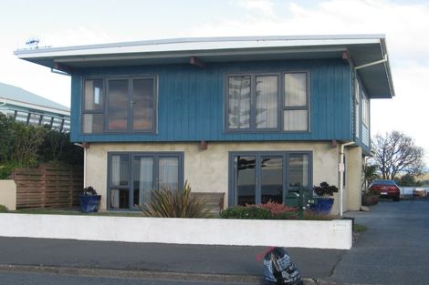 Photo of property in 50 The Esplanade, Westshore, Napier, 4110