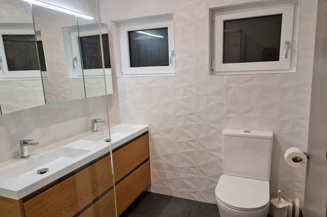 Photo of property in 9 Govind Grove, Ngaio, Wellington, 6035