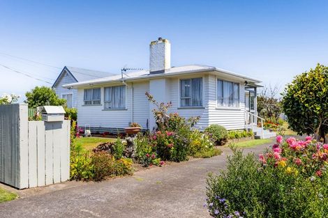 Photo of property in 132 Fairfield Road, Hawera, 4610