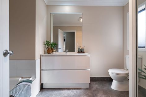 Photo of property in 10a Stewart Crescent, Hokowhitu, Palmerston North, 4410