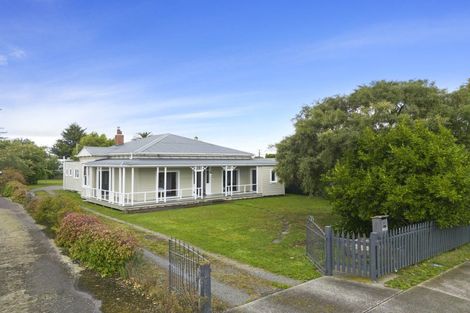 Photo of property in 37 Grey Street, Marton, 4710