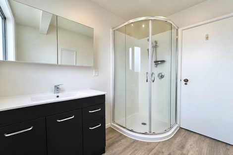 Photo of property in 43 Alport Place, Woolston, Christchurch, 8023