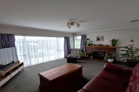 Photo of property in 32 Liverpool Street, Takaro, Palmerston North, 4412