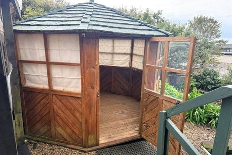 Photo of property in 765 East Coast Road, Northcross, Auckland, 0630