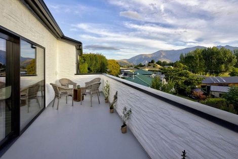 Photo of property in 71 Cotter Avenue, Arrowtown, 9302
