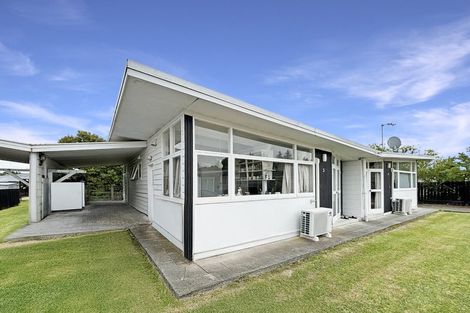 Photo of property in 455 Featherston Street, Palmerston North, 4414