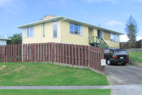 Photo of property in 5 Ilam Grove, Kelson, Lower Hutt, 5010