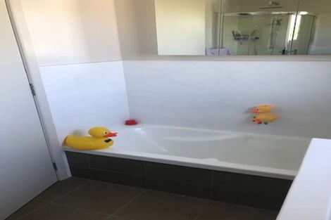 Photo of property in 145 Hutchinsons Road, Bucklands Beach, Auckland, 2014