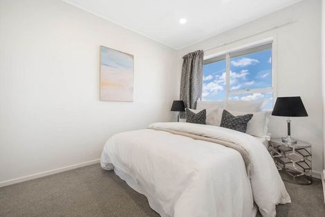 Photo of property in 4/11 Huapai Street, Onehunga, Auckland, 1061