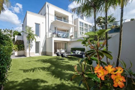 Photo of property in 35 Quedley Court, Eastern Beach, Auckland, 2012