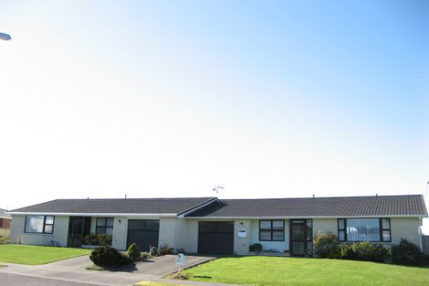 Photo of property in 42a Armagh Terrace, Marton, 4710