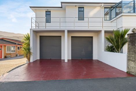 Photo of property in 41a Waikawa Road, Picton, 7220