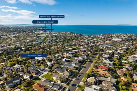 Photo of property in 2a Knights Close, Rothesay Bay, Auckland, 0630