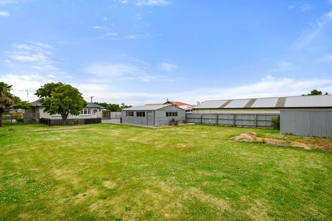 Photo of property in 72 Mcmurdo Street, Tinwald, Ashburton, 7700