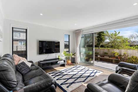 Photo of property in 77a Riverside Road, Orewa, 0931
