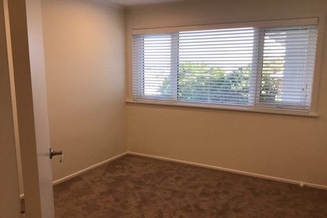 Photo of property in 2/17 Tristram Avenue, Forrest Hill, Auckland, 0620