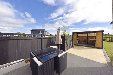 Photo of property in 18 Kahukura Road, Broomfield, Christchurch, 8042