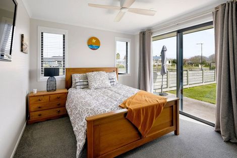 Photo of property in 43 Seachange Drive, Leamington, Cambridge, 3432