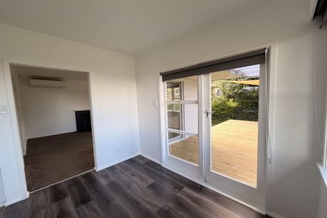 Photo of property in 27 Island View Road, Western Heights, Rotorua, 3015