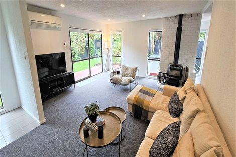 Photo of property in 72 Sarabande Avenue, Redwood, Christchurch, 8051