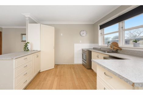 Photo of property in 2/566 Maunganui Road, Mount Maunganui, 3116
