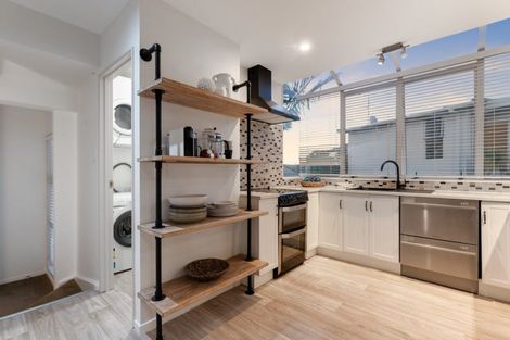 Photo of property in 960a Papamoa Beach Road, Papamoa Beach, Papamoa, 3118