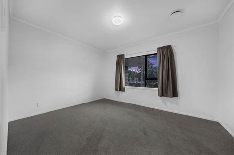 Photo of property in 12 Hunua Road, Papakura, 2110