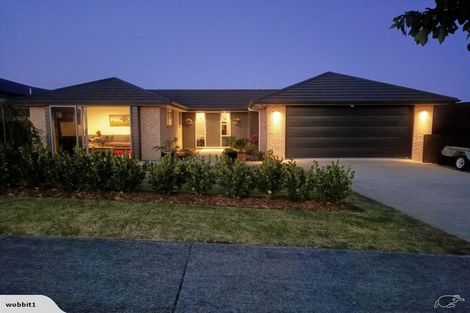 Photo of property in 86 Helenslee Road, Pokeno, 2402