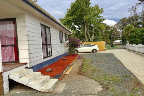 Photo of property in 10 Hamblyn Place, Ranui, Auckland, 0612