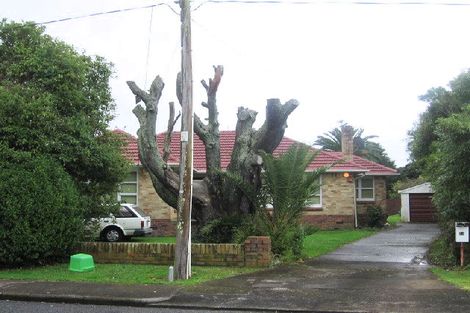 Photo of property in 24 Sunnyside Crescent, Papatoetoe, Auckland, 2025